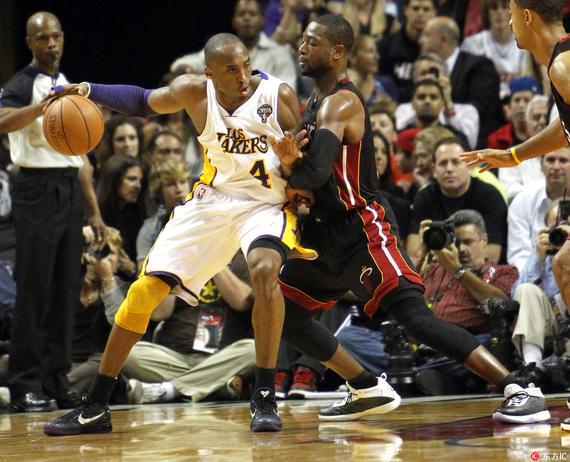 再把球送往 再把球送往